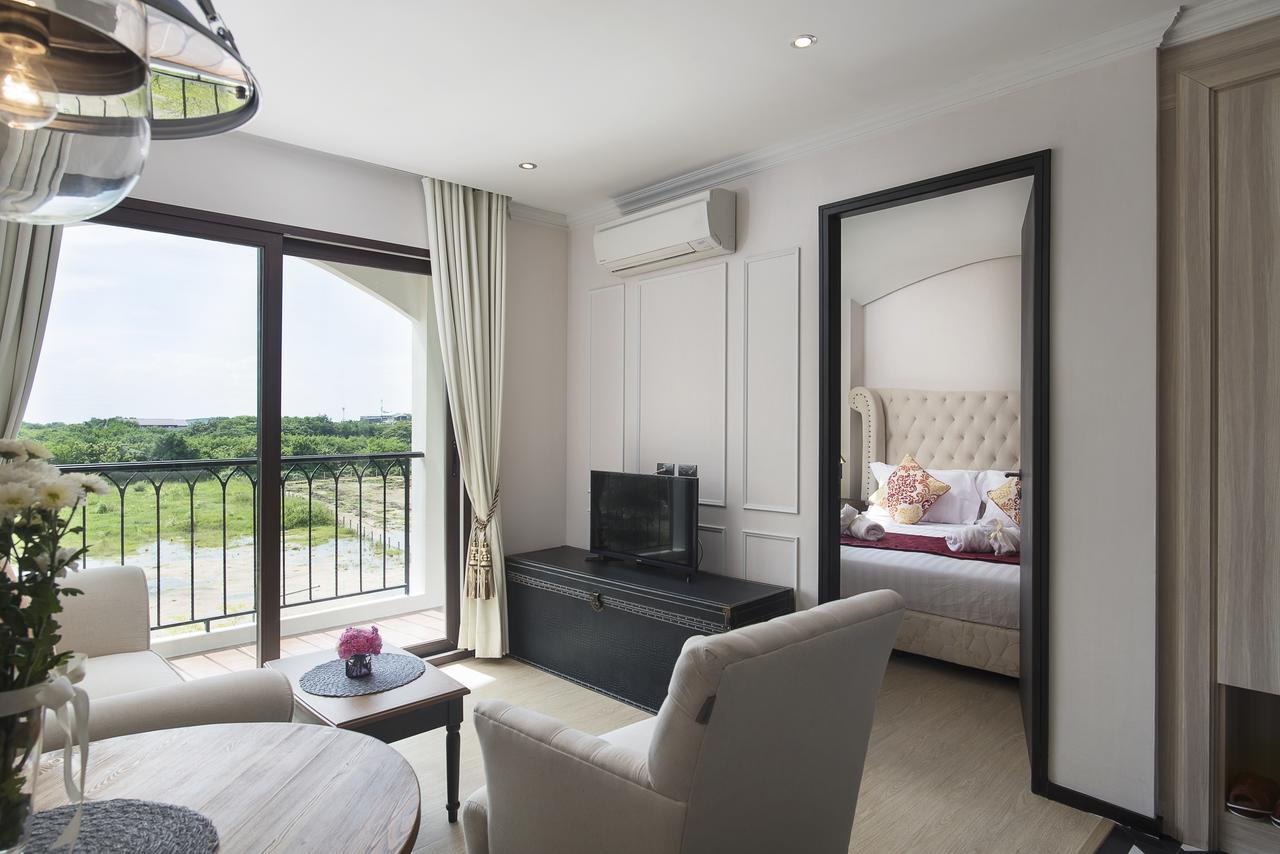 The Symphony Suites Pattaya Jomtien Exterior foto